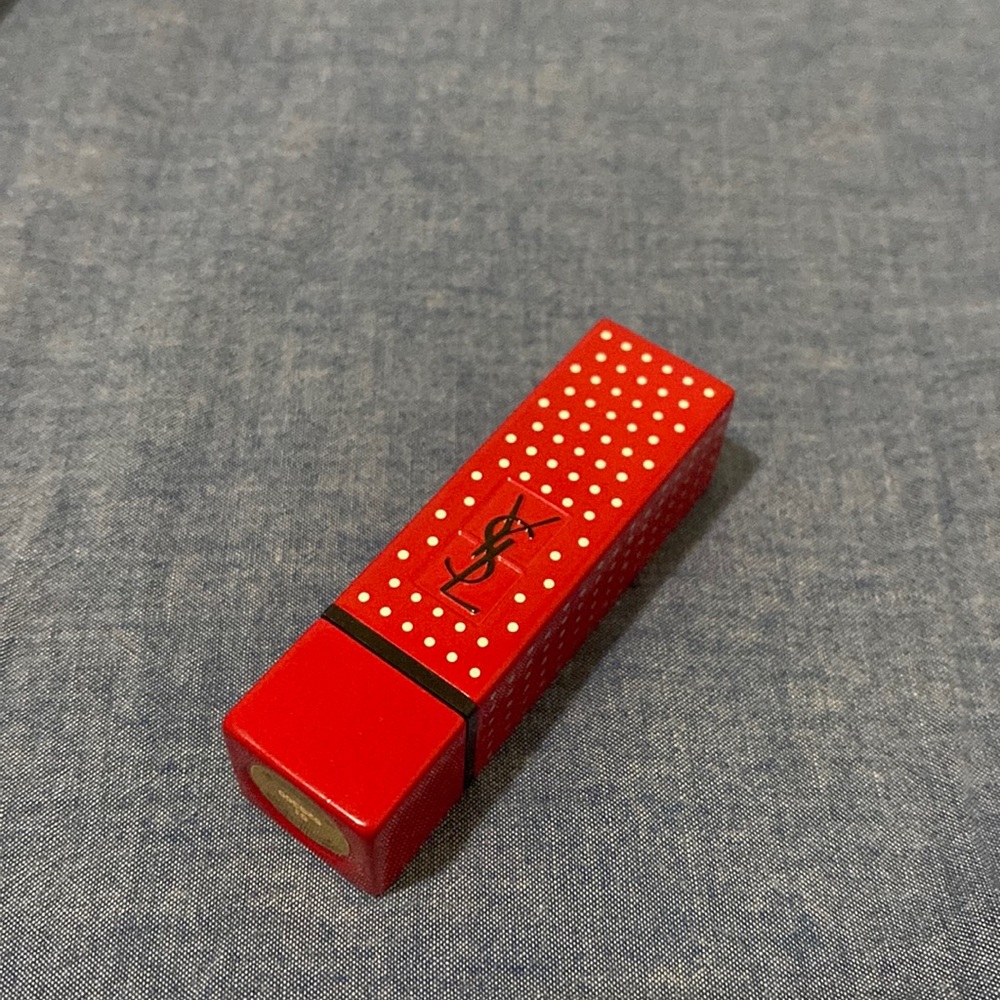 YSL Limited Edition Lipstick for New Year #01